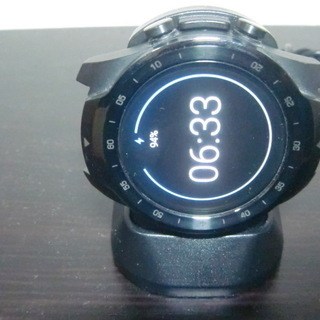 ★美品★ TicWatch Pro（黒）  箱・充電器・取説  付属  予備磁気充電スタンド付き