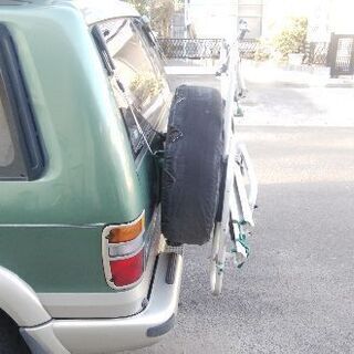 キャリア、自転車2台用、背面タイヤ用、4WD