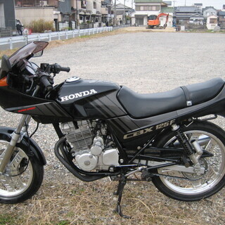 CBX125F 綺麗な車体で少走行