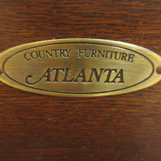 stp-0032　アトランタ　ショーケース 　ATLANTA　IDF太田長　ショーケース　飾り棚　チェスト　ガラスケース　キュリオケース　楢材　栗材　照明付　鍵付き　収納家具　リビング