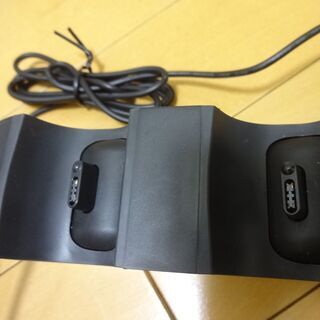 PS4 DUALSHOCK4 充電スタンド ワイヤレスコントローラー CUH-ZDC1 プレイステーション4 充電器 クレードル - 大阪市