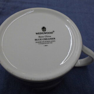 ウェッジウッド ブルークリーマー マグカップ 廃盤品 WEDGWOOD　西岡店 - 生活雑貨