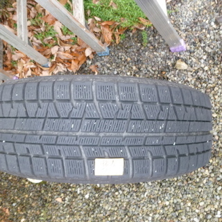 スタットレスタイヤ　icse guard  215/65r16