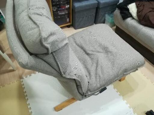1人掛けソファ(足置き台あり)譲ります