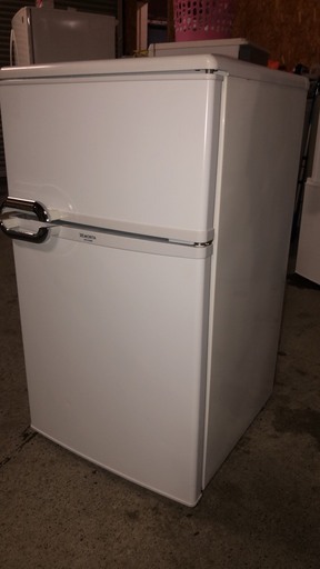 MORITA　2ドア冷蔵庫　88L　2010年