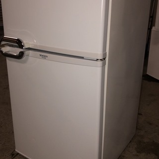 MORITA　2ドア冷蔵庫　88L　2010年