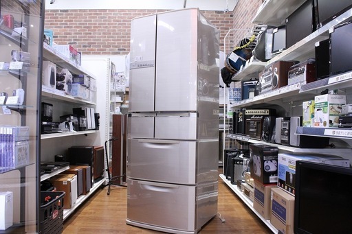 ミツビシ MR-E47S 6ドア大型冷蔵庫入荷しました。