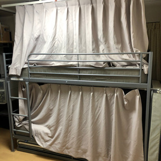 IKEA 値イケア三段ベッド再々値下げマットレス、カーテン付き 【公式通販】