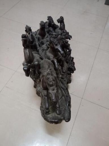 九頭馬 置き物