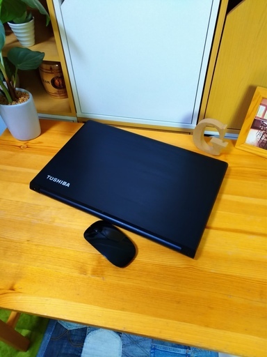 メモリ8Gで高性能！　美品♪　上質なマットブラックでとても可愛い★　大容量320G！　高性能デュアルコア　　東芝 dynabook　Satellite　　最新Windows10　64Bit　　黒　15.6インチ大画面　テンキー＆マウス付き 　ノートパソコン　無線LAN　Wi-Fi対応 　DVDドライブ