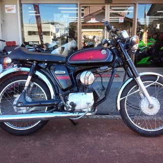 NO.3012　ＹＢ－１　２サイクル　クラッチ付き４速ミッション　レッド／ブラック　☆彡 NO.3012 YB－1 2サイクル クラッチ付き4速ミッション レッド