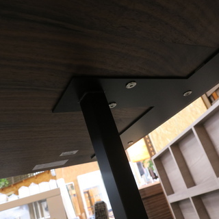 売り切れました2-2 【お新古市場】 軽トラック2時間貸出し無料！！【新古品】 【展示品】 ROCKSTONE（ロックストーン） HOUJYO PM666 W1300 ダイニングテーブル 木目調ブラウン