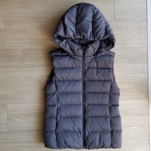 ダウンベスト ストレッチ M ユニクロ 値下げしました ボン お台場 海浜公園のジャケット レディース の中古 古着あげます 譲ります ジモティーで不用品の処分