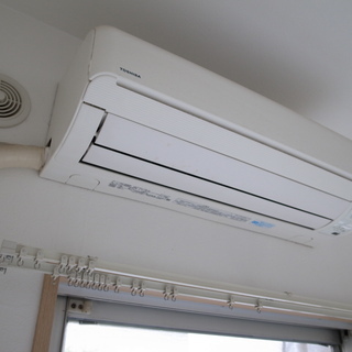 【TOSHIBA】エアコン＊RAS-221NV＊2012年製＊取り外し済