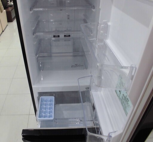 MITUBISHI/ミツビシ 三菱 2ドア冷蔵庫 146ℓ 2016年製 色:ブラック 100Lクラス 苫小牧西店