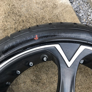 ジオバンナ ダラー5 8.5J 20インチ 245/35R20 KENDA