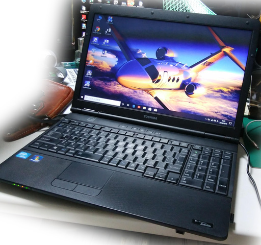 《姫路》東芝15.6型dynabook Satellite B452/F☆OFFICE 2013☆Win10インスト認証済