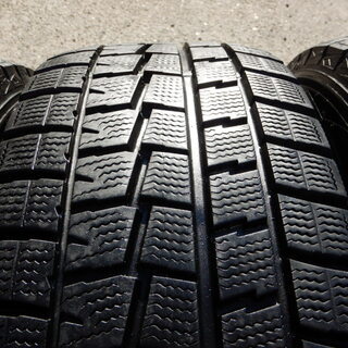 Ｅｘｃｅｅｄｅｒ　１５インチ　スタッドレス　ノア、セレナ、ローレル
