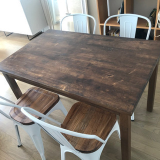 テーブル+椅子4脚