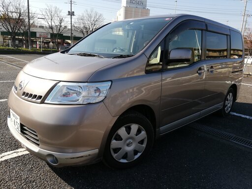 人気のセレナ ブロンズカラー 6 3万キロ 車検 令和2年9月 8人乗り