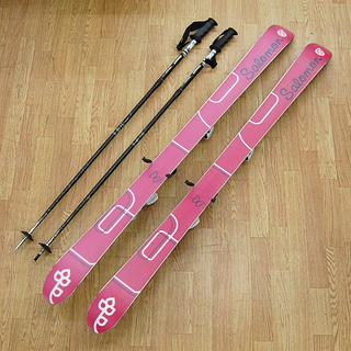 ミッドスキー3点セット 141cm Salomon Le Ciel 141　Salomon 607　Kissmark TEQUILA-FREE レディース サロモン キスマーク 調整ビン 伸縮ポール ☆ PayPay(ペイペイ)決済可能 ☆ 札幌市 清田区 平岡