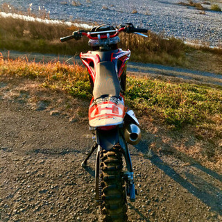 ハスクバーナ　HUSQVARNA  TE125 4st 公道走行車 ハスクバーナ HUSQVARNA TE125 4st 公道走行車 【公式通販】