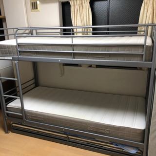 IKEA 値イケア三段ベッド再々値下げマットレス、カーテン付き IKEA 値イケア三段ベッド再々値下げマットレス、カーテン付き 【公式通販】