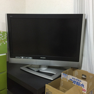 テレビ32インチ三菱05年製