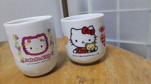 キティちゃんマグカップ 湯呑 しんちゃん 生駒の食器 コーヒー ティー の中古あげます 譲ります ジモティーで不用品の処分