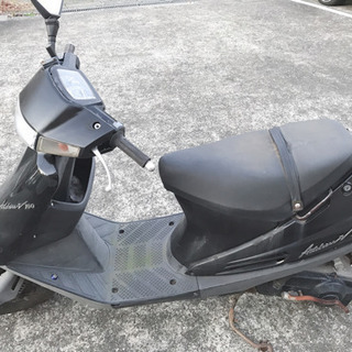 アドレスV100 不動車 欠品あり  廃車済みです。 アドレスV100 不動車 欠品あり 廃車済みです。