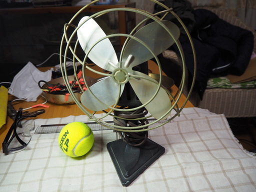アンティークの扇風機