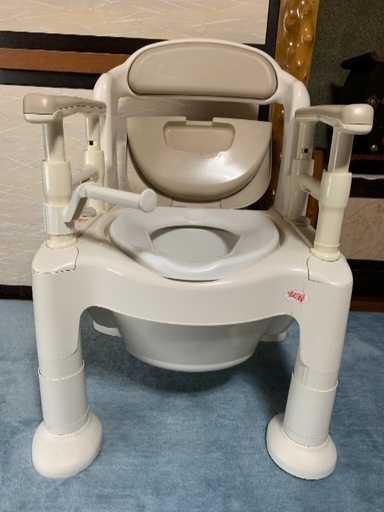 ポータブルトイレ