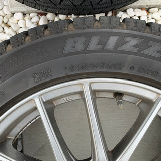 【値下げしました】【スタッドレスタイヤ&ホイール（215／55 R17）】ブリヂストンBRIZZAK REVO-GZ