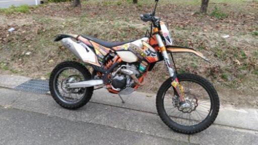商談中　KTM 250EXC-F 6DAYS  公道仕様　2014年式　キー付き