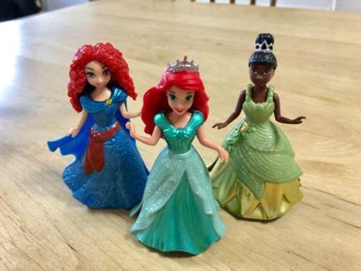 ディズニープリンセス 着せ替え人形 アナと雪の女王 くろ 南茨木のおもちゃの中古あげます 譲ります ジモティーで不用品の処分