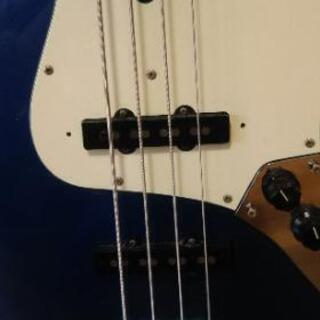 Crews Maniac Sound エレキベース