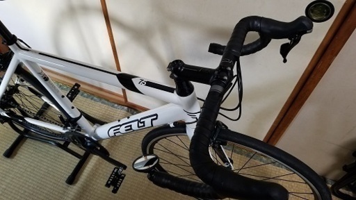 FELT F75 2016年モデル　グロスホワイト　サイズ540　【中古美品】【おまけ付】 FELT F75 2016年モデル グロスホワイト サイズ540 【中古美品