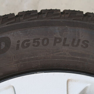 値下げしました！　新しい！　スタッドレスタイヤ4本　175/65R15 フィットシャトル用