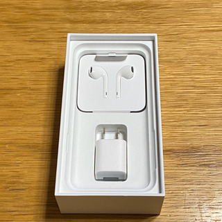 美品 SIMフリー iPhone Xs 256GB シルバー 高性能フィルム、ケース付き