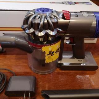 美品■DYSONダイソン V8 FLUFFY欠品無し