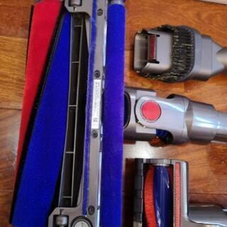 美品■DYSONダイソン V8 FLUFFY欠品無し