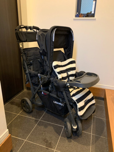 二人乗りコンパクトベビーカー Joovy Caboose Ultralight