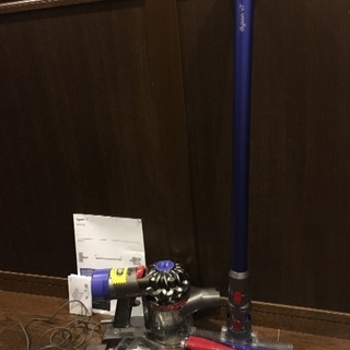 ほぼ新品☆Dyson ダイソン 充電式クリーナー☆定価約￥5万 格安SALE  