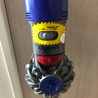 【美品】dyson v8 fluffy+ 掃除機 ダイソン