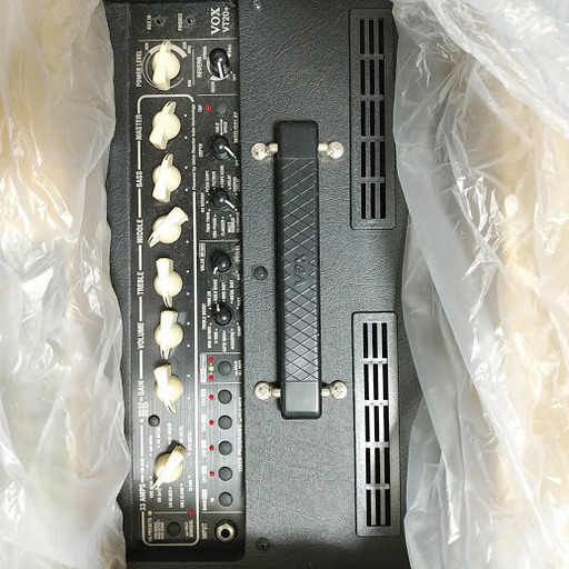 ギターなどのポータブルアンプ20Ｗ　未使用　valvetronix 20w
