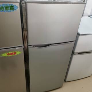 使用期間短くきれいな冷蔵庫