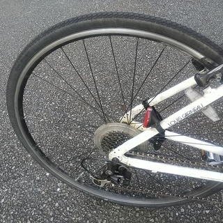 LOUIS　GARNEAU　クロスバイク　TR-LIＴE-E　ホワイト　サイズ470mm　ただいま整備中