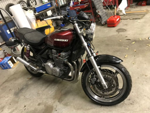 Kawasaki ゼファー400タンク 赤黒