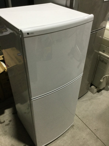 ユーイング 140L 2ドア ノンフロン冷凍冷蔵庫 UR-140J(W) 2017年