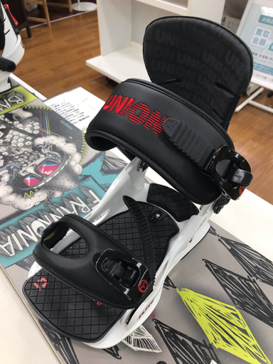 FTWO スノーボード キャンバー BAVARIA